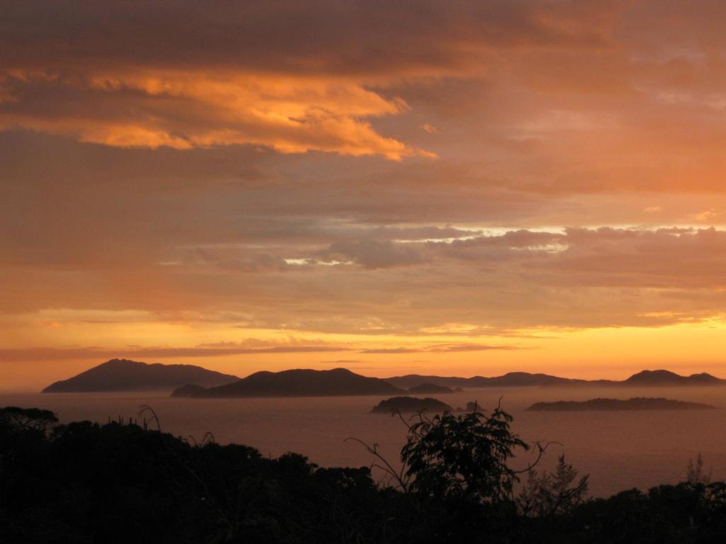 Flor Morena Guesthouse Armacao dos Buzios ภายนอก รูปภาพ